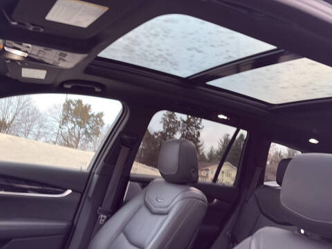 2025 Cadillac XT6 Premium Luxury