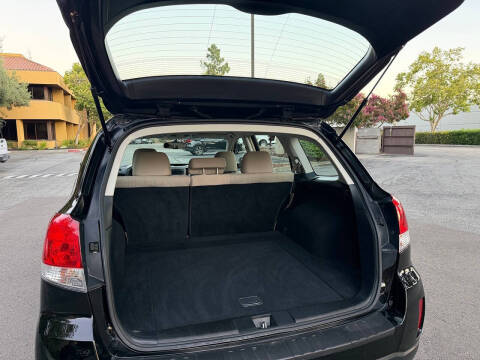 2013 Subaru Outback 2.5i