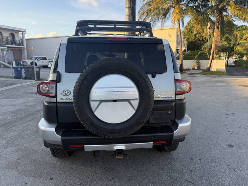 2012 Toyota FJ Cruiser