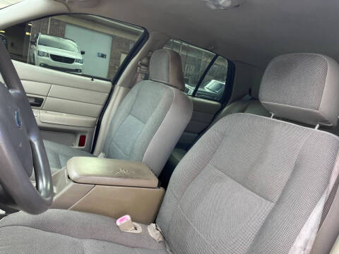 2009 Ford Crown Victoria