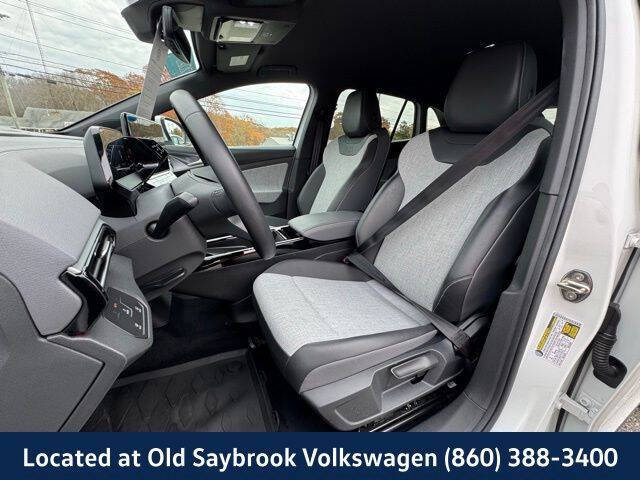 2023 Volkswagen ID.4 Pro