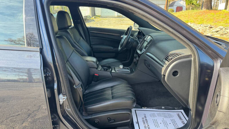 2016 Chrysler 300