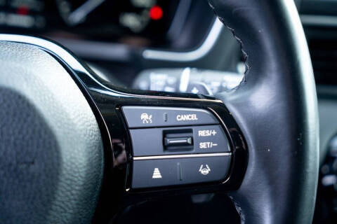 2023 Honda Pilot EX-L w/Rear Captain's Chairs