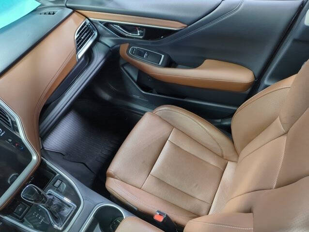 2022 Subaru Outback Touring XT