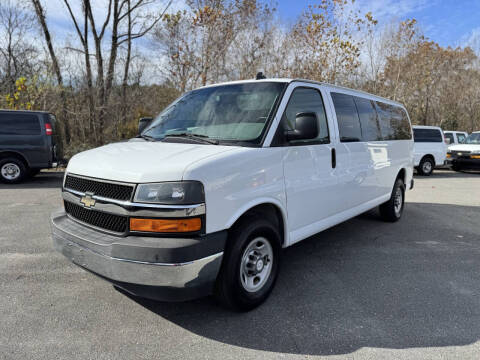 2017 Chevrolet Express LT 3500