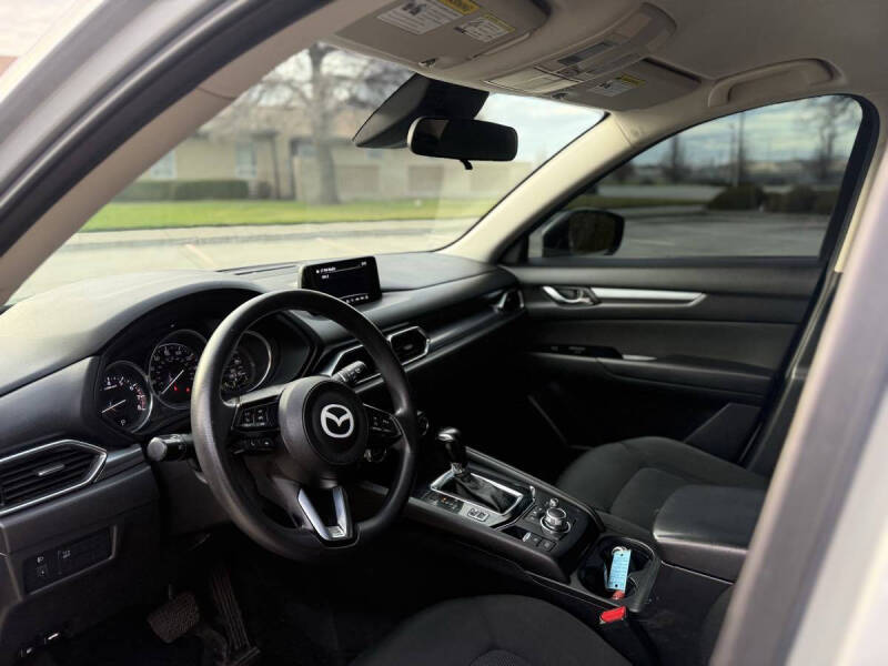 2017 Mazda CX-5 Sport