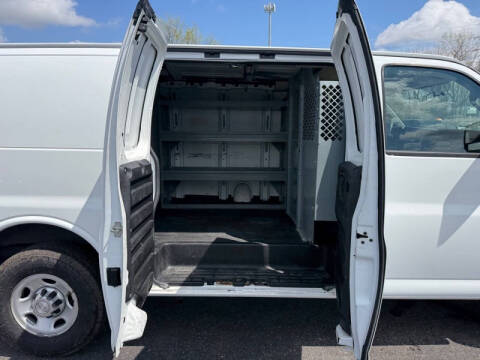 2016 Chevrolet Express 2500