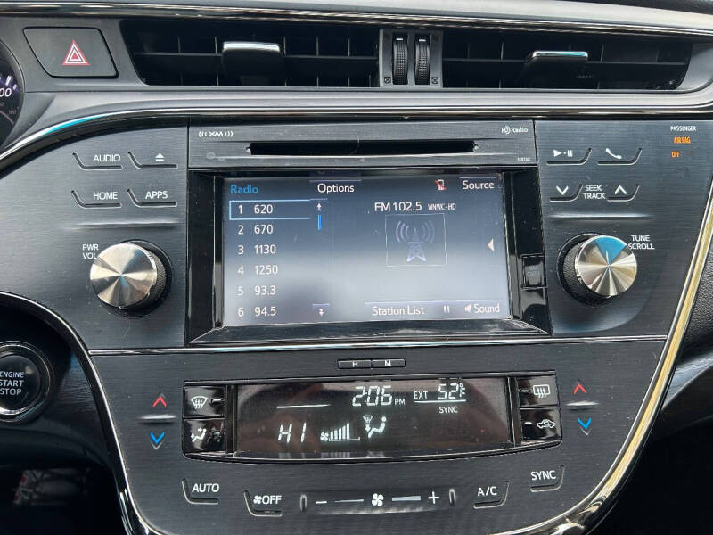 2016 Toyota Avalon XLE