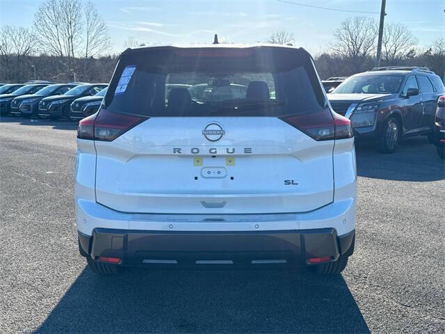 2025 Nissan Rogue SL