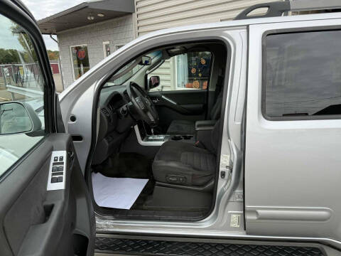 2012 Nissan Pathfinder SV