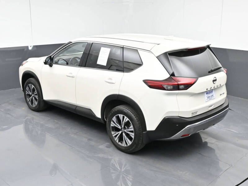 2021 Nissan Rogue SV