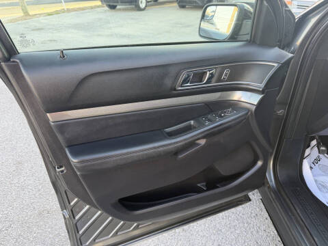 2018 Ford Explorer XLT