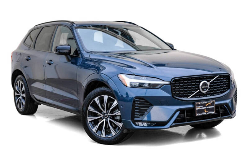 2023 Volvo XC60 B5 Plus Dark Theme