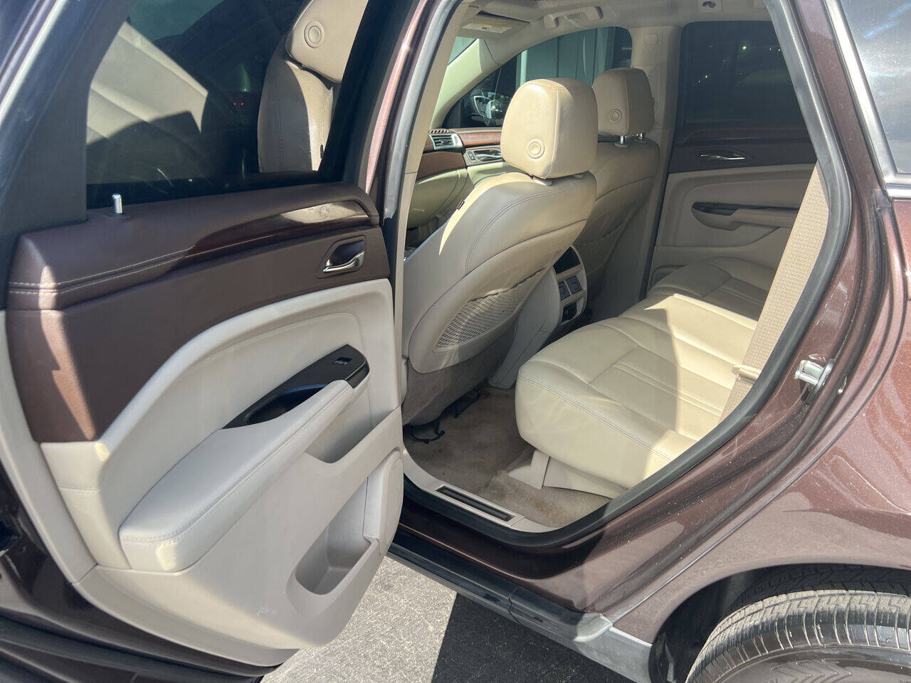 2015 Cadillac SRX  - $18,900