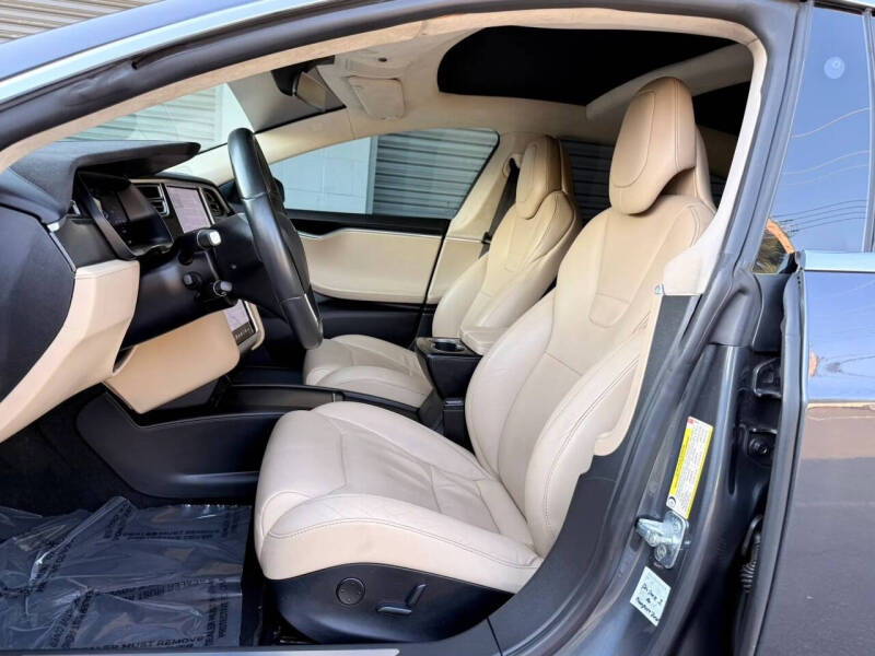 2017 Tesla Model S