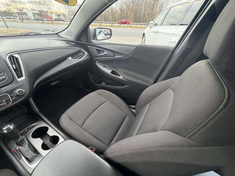 2018 Chevrolet Malibu LS