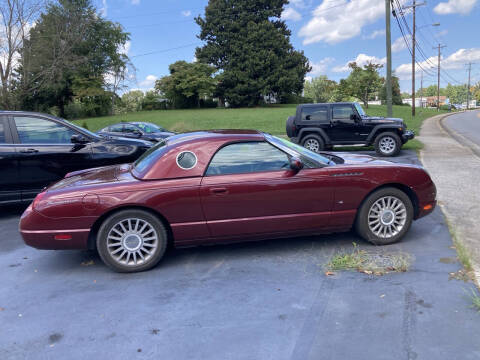 2004 Ford Thunderbird Deluxe