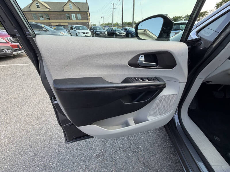 2018 Chrysler Pacifica Touring Plus