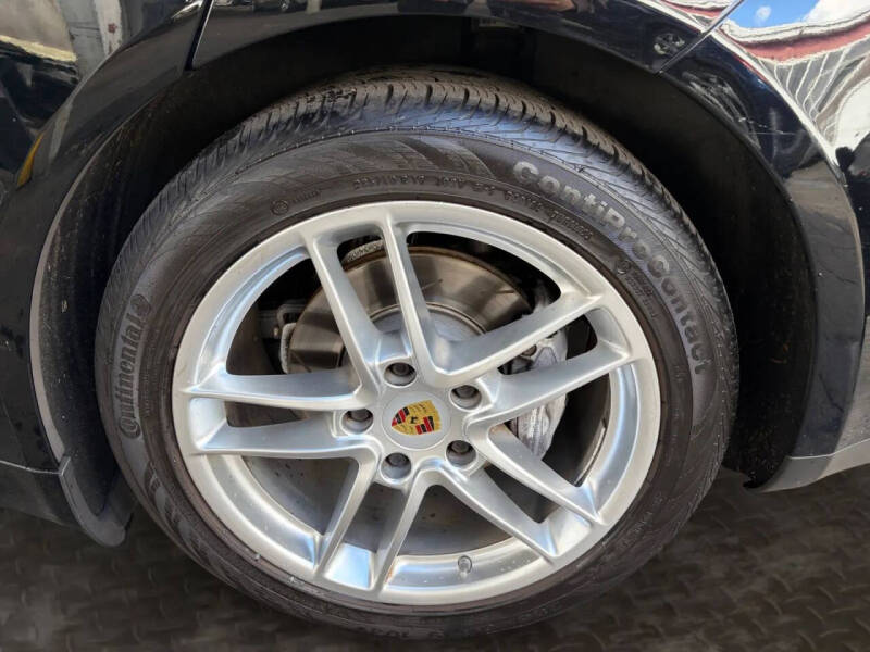 2016 Porsche Panamera