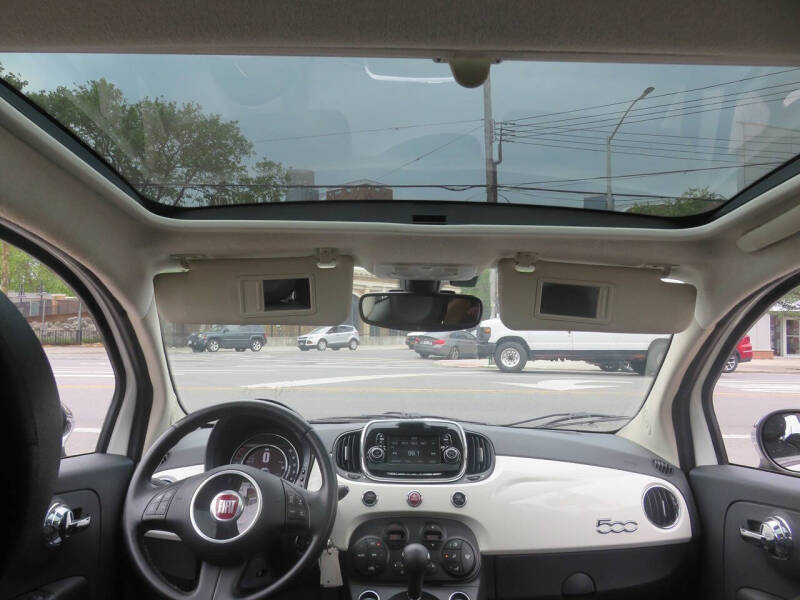 2017 FIAT 500 Lounge
