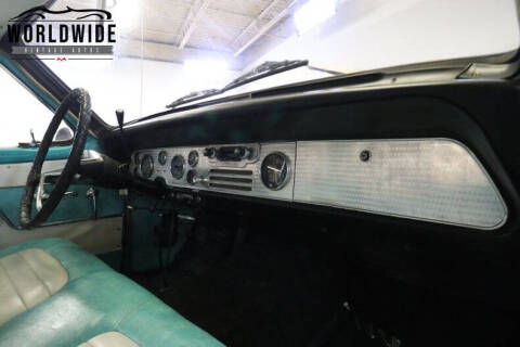 1957 Studebaker Silver Hawk