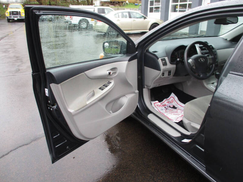 2012 Toyota Corolla LE