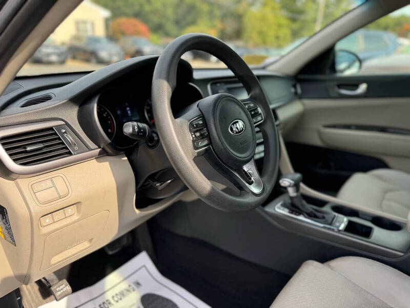 2017 Kia Optima LX