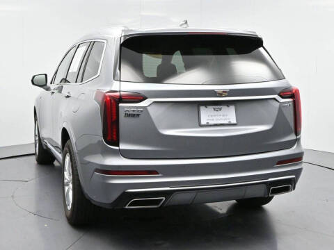 2025 Cadillac XT6 Luxury