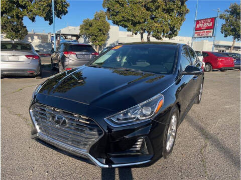 2018 Hyundai Sonata for sale at MERCED AUTO WORLD in Merced CA