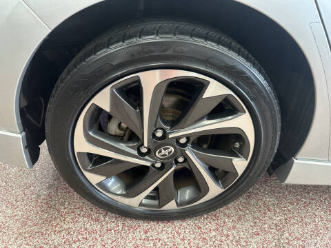 2016 Scion iM