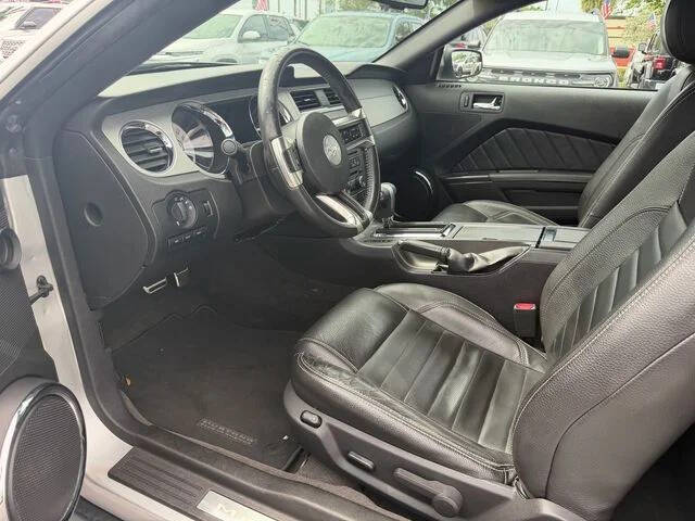 2012 Ford Mustang V6 Premium