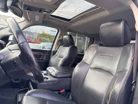 2017 RAM 3500 Laramie