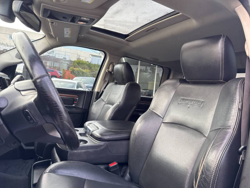 2017 RAM 3500 Laramie