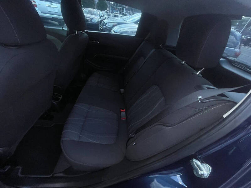 2015 Chevrolet Sonic LT Auto