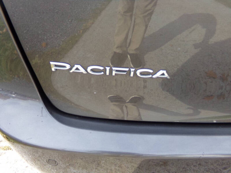 2018 Chrysler Pacifica Touring L