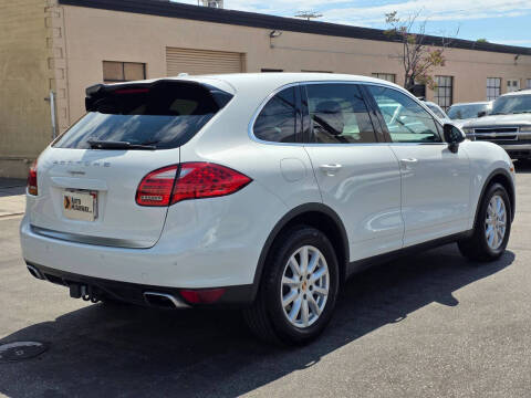 2014 Porsche Cayenne Platinum