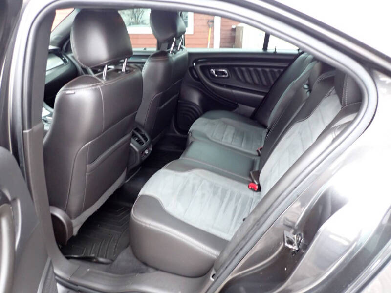 2019 Ford Taurus SHO