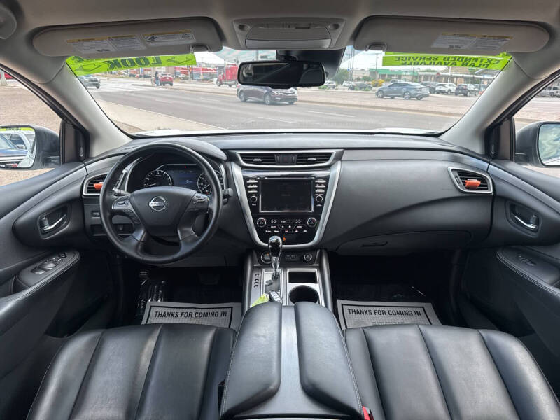 2022 Nissan Murano SV