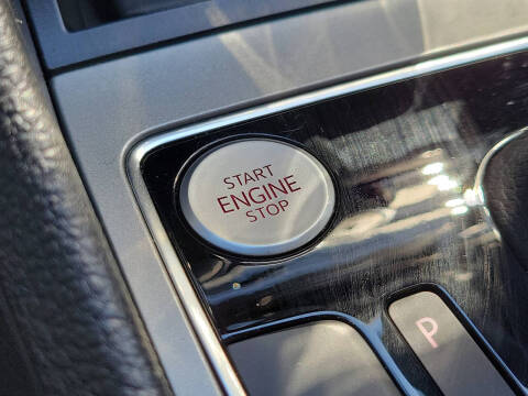 2022 Volkswagen Passat R-Line