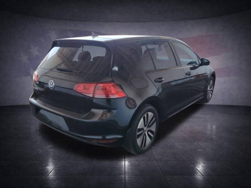 2016 Volkswagen e-Golf SE