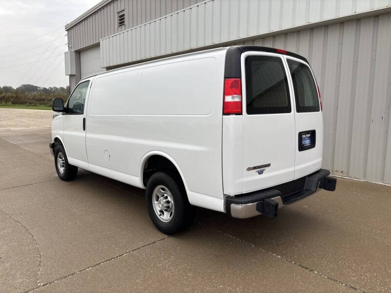 2021 Chevrolet Express 2500