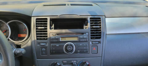 2011 Nissan Versa 1.8 S