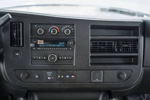 2025 Chevrolet Express 3500