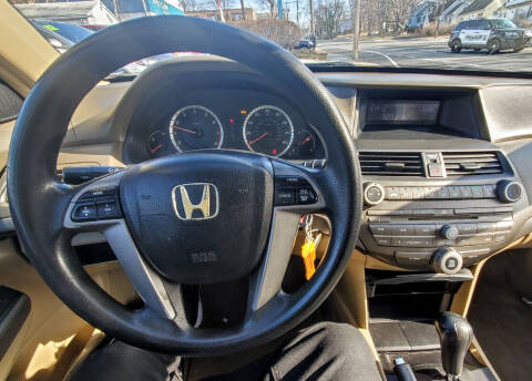 2009 Honda Accord for sale at FIVE FRIENDS AUTO in Wilmington DE