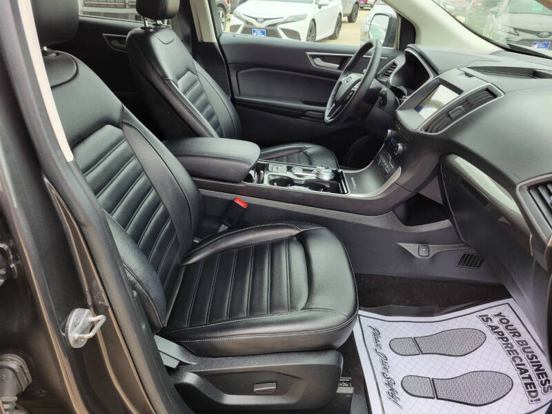 2020 Ford Edge SEL