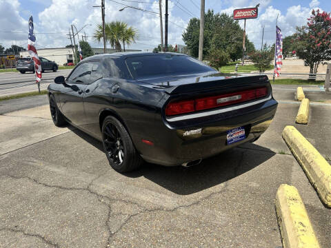 2014 Dodge Challenger SRT8 Core