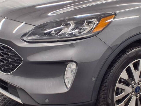 2021 Ford Escape Titanium