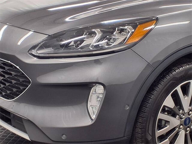 2021 Ford Escape Titanium