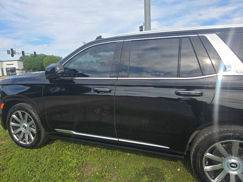 2021 Cadillac Escalade 12