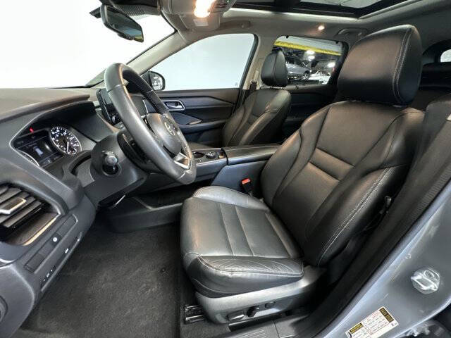 2021 Nissan Rogue SL